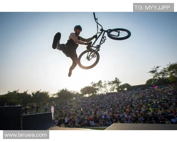 深圳极限运动队技术探秘:挑战极限与创新精神的完美结合